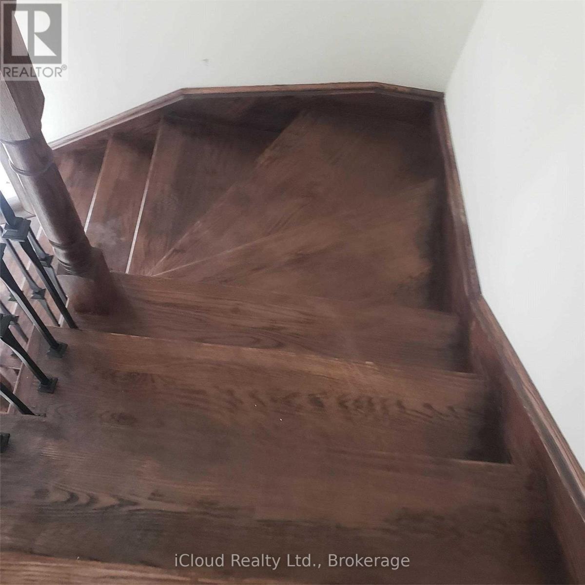 2ND & 3RD FLOOR - 41 ALLEGRO DRIVE - Photo 4 of 24, Brampton (Credit Valley), Ontario