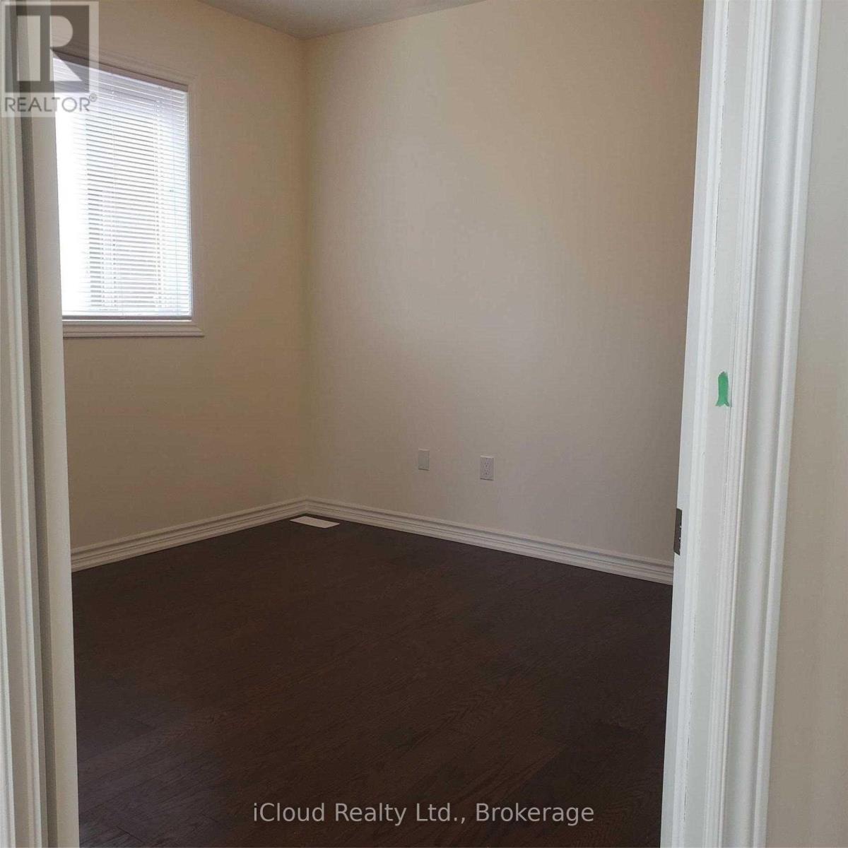 2ND & 3RD FLOOR - 41 ALLEGRO DRIVE - Photo 5 of 24, Brampton (Credit Valley), Ontario