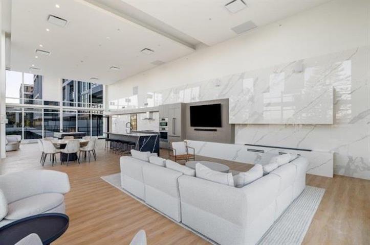 415 1526 FINLAY STREET, White Rock