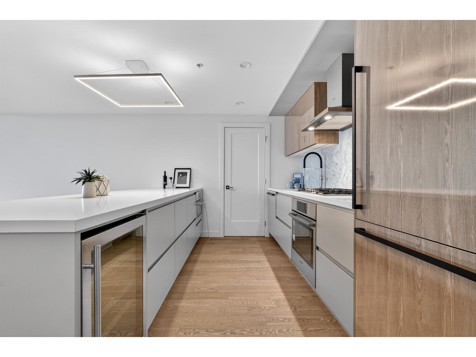 415 1526 FINLAY Street - photo 2