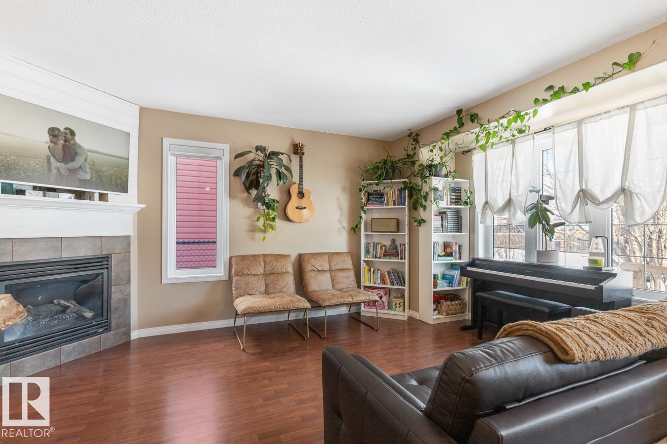 3820 53 ST - Photo 5 of 39, Gibbons, Alberta