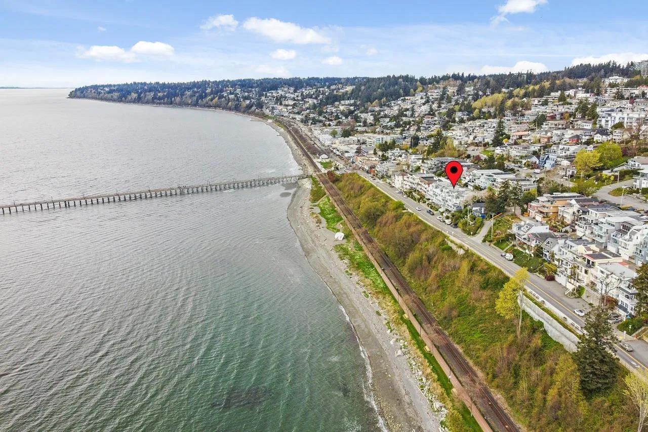 204 15165 MARINE DRIVE, White Rock