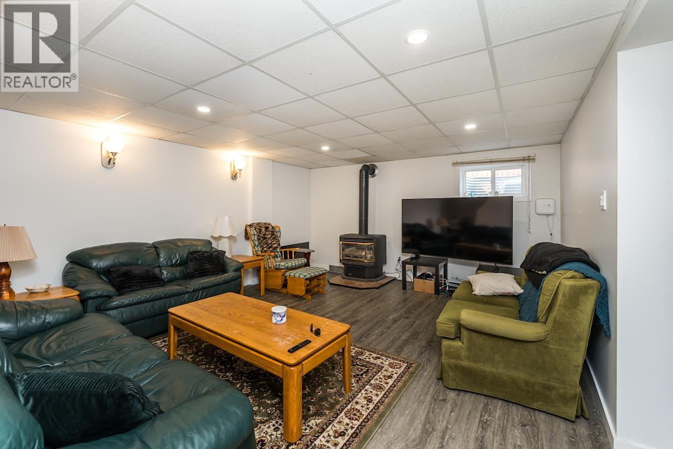 2020 ROSS CRESCENT - 26