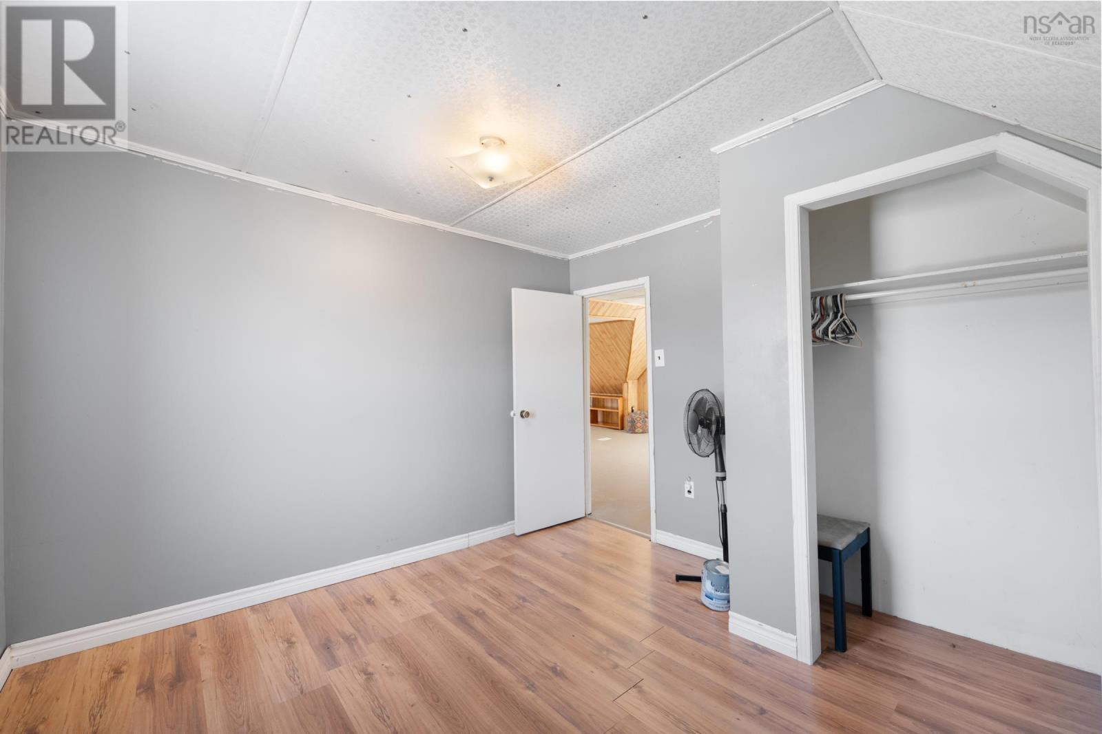 Property 30 of 42 of 90 Oak Park Road