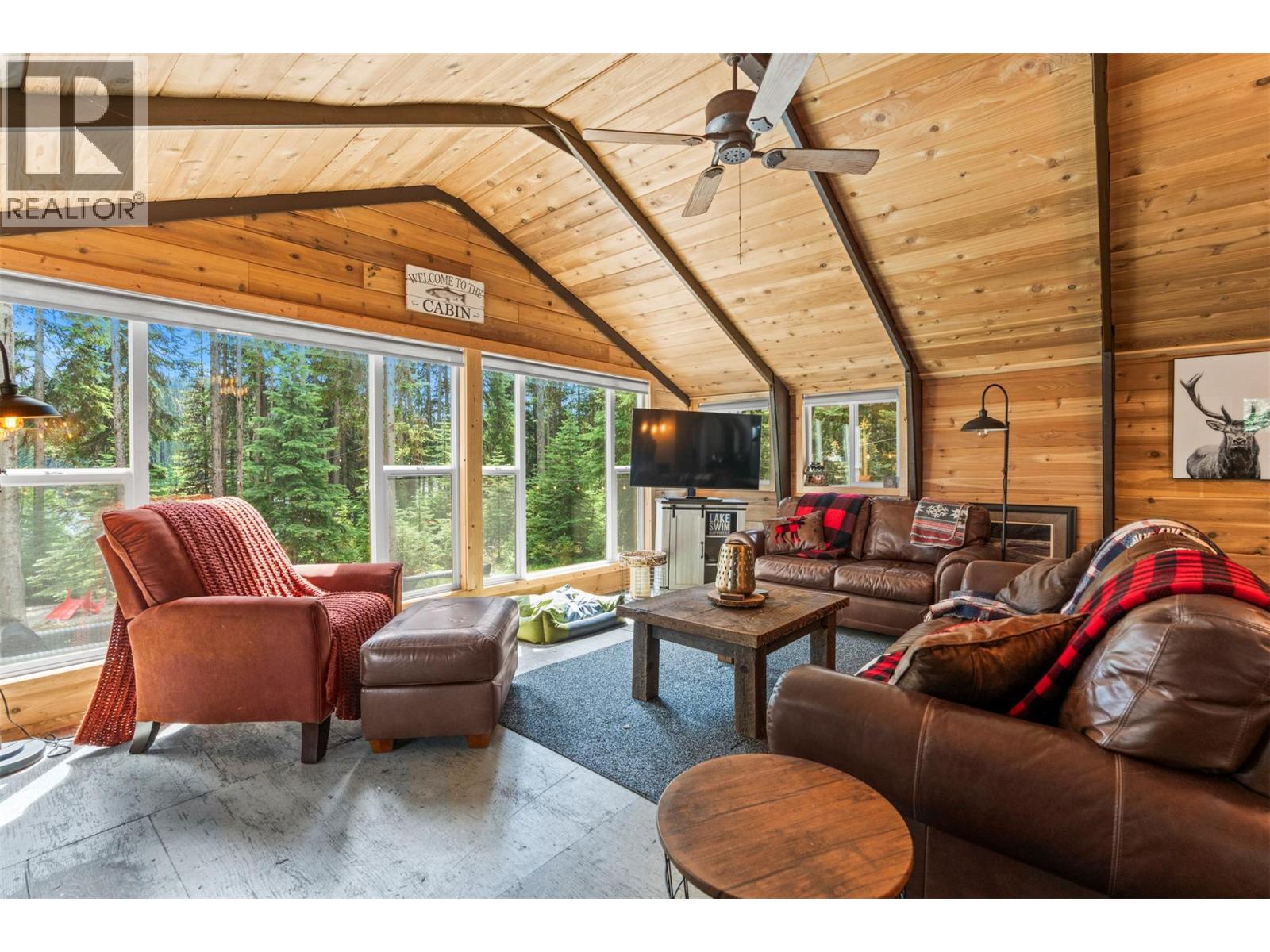 Block E Crooked Lake, Lake Country