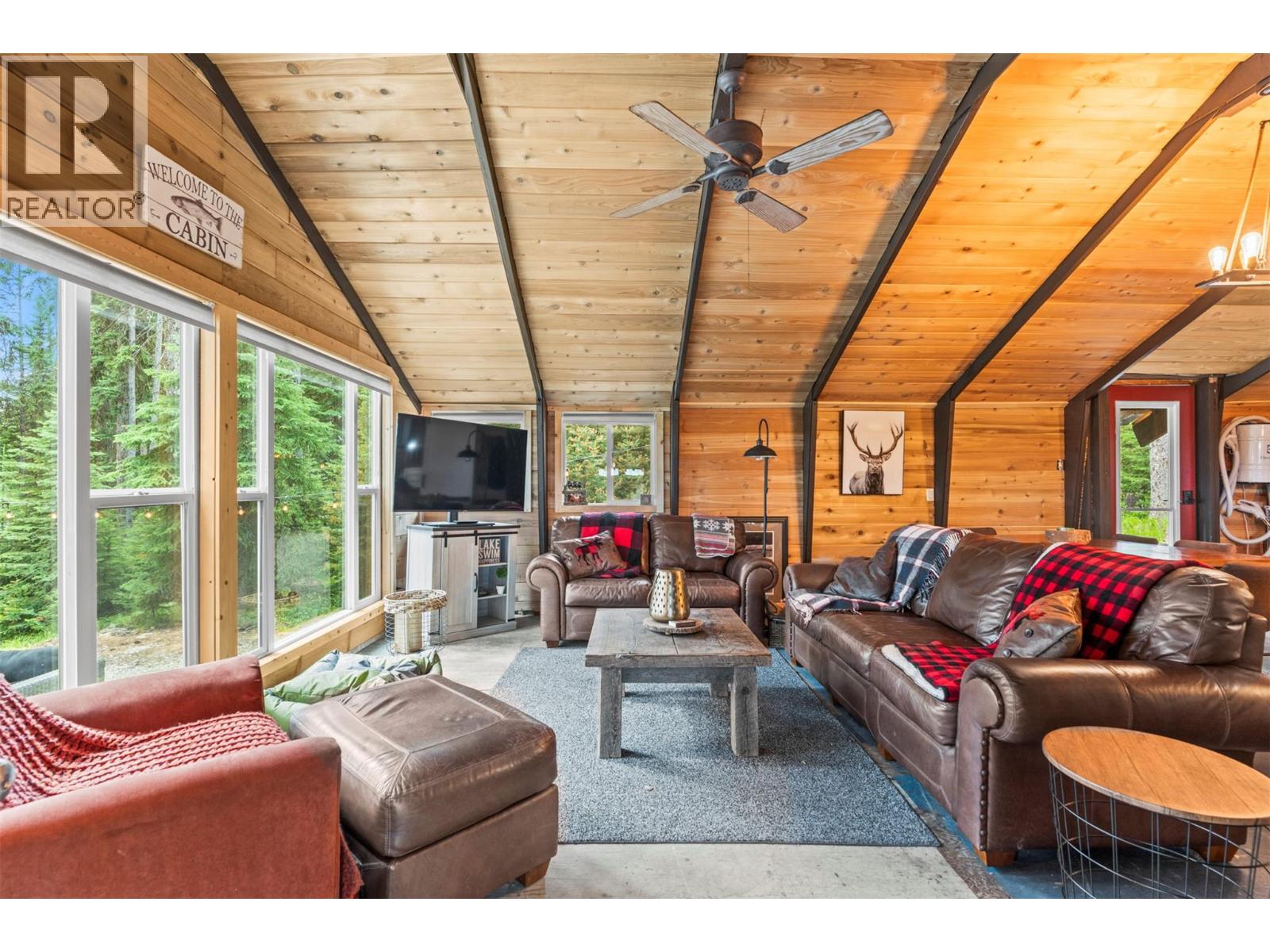 Block E Crooked Lake, Lake Country