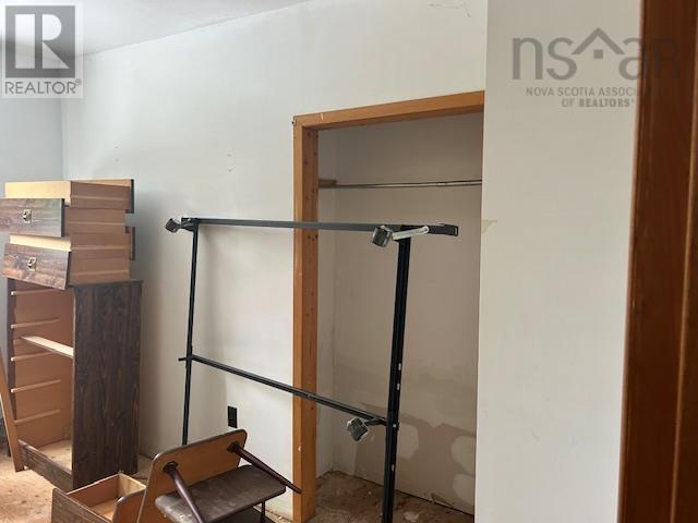 Property 9 of 9 of 11846 #4 Highway