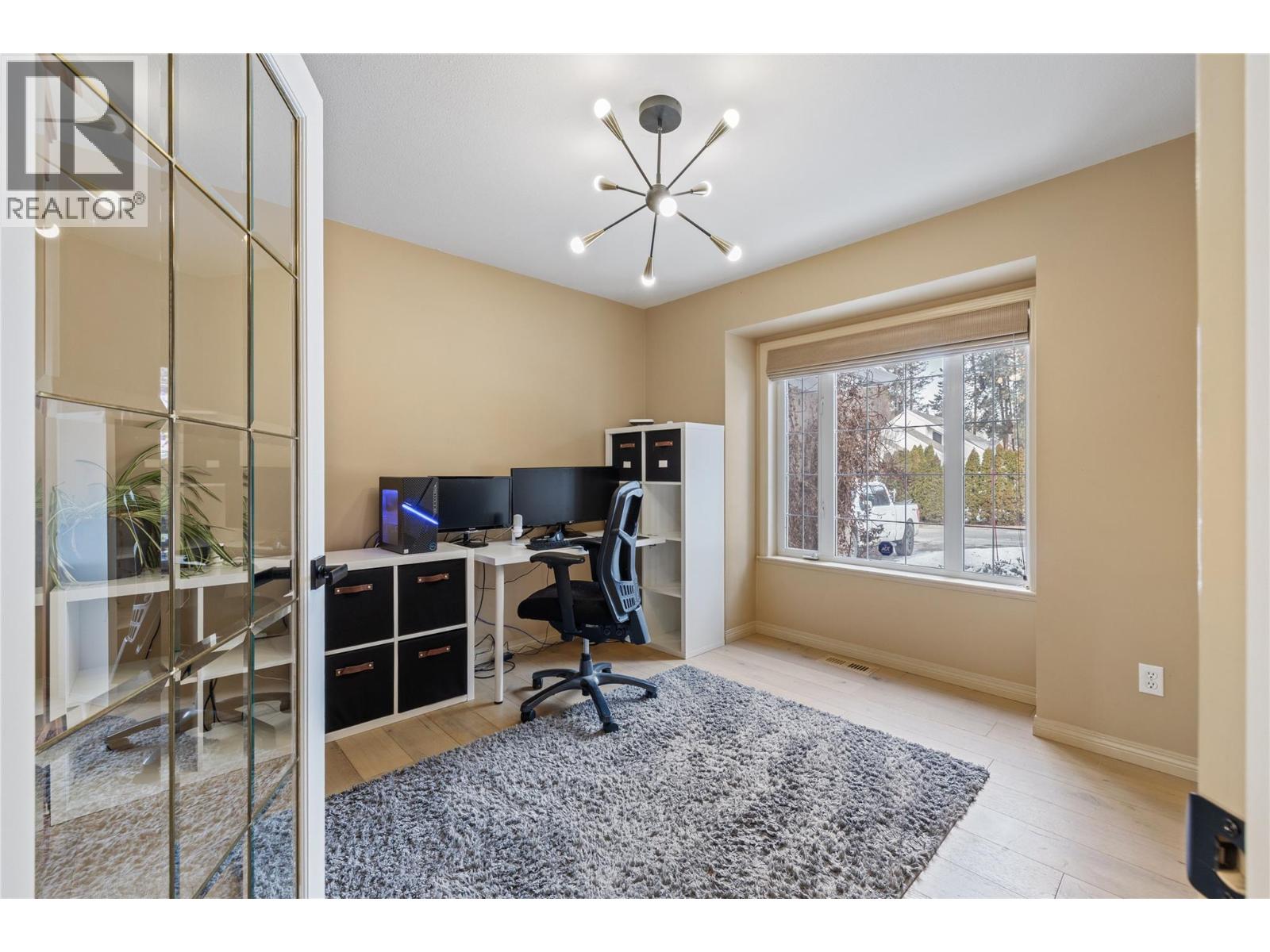 3947 Lakevale Place, Kelowna