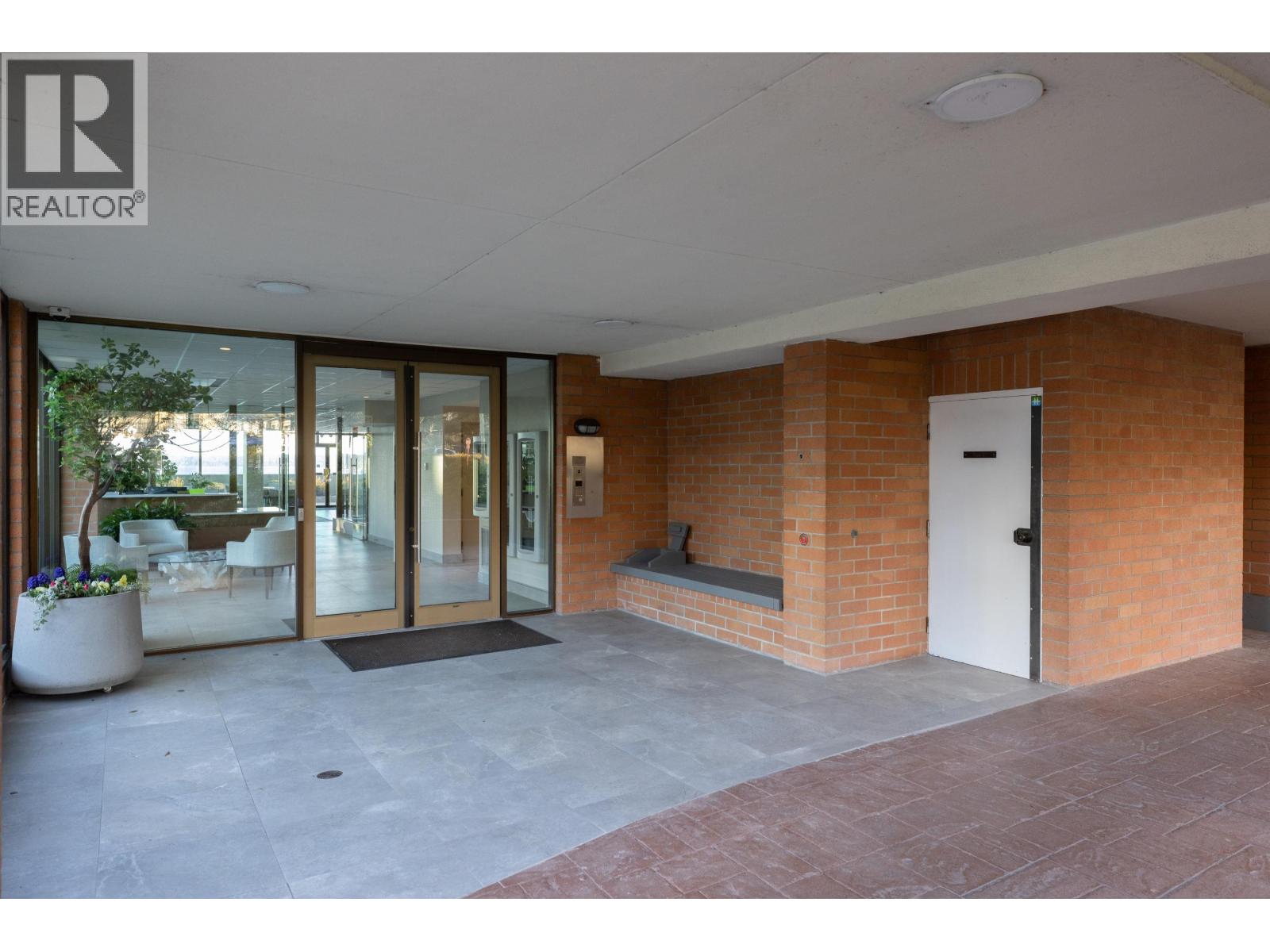 1801 1972 BELLEVUE AVENUE, West Vancouver