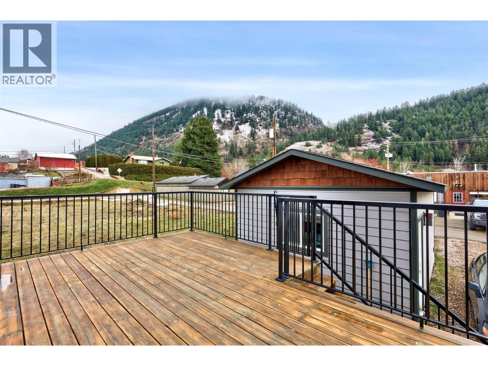 829 Okanagan Avenue - 31