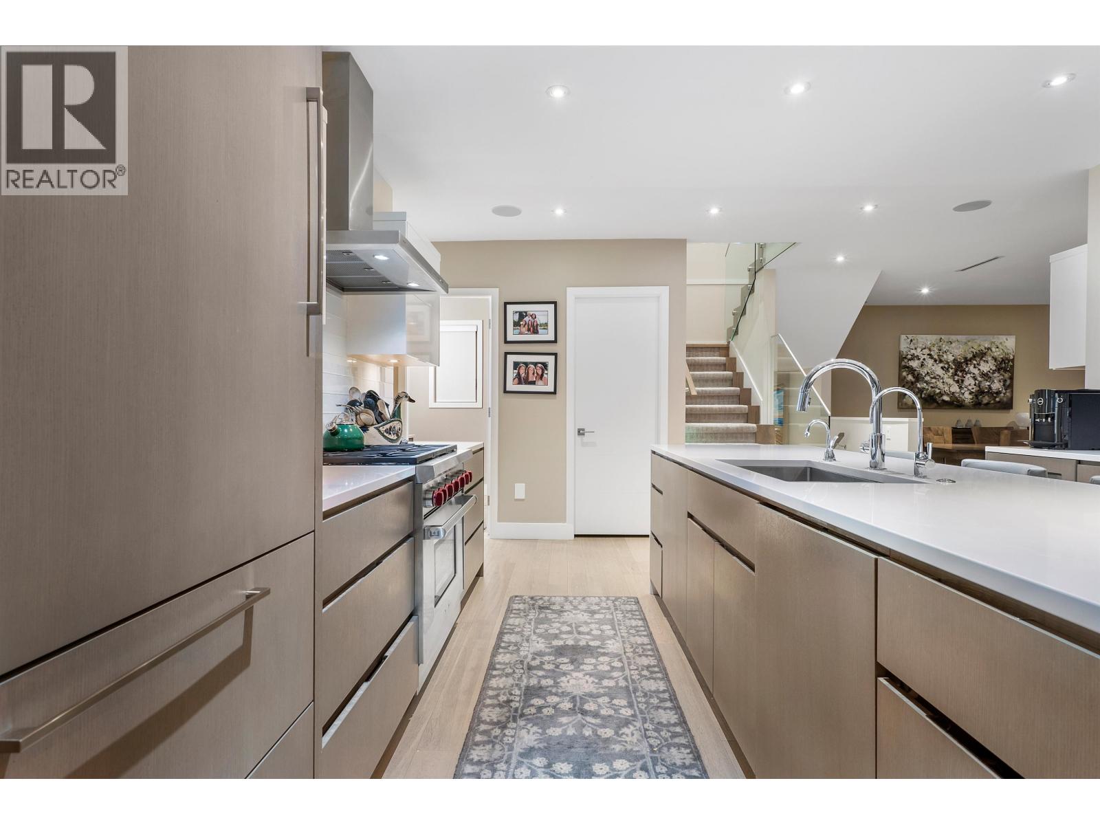 990 JEFFERSON AVENUE, West Vancouver