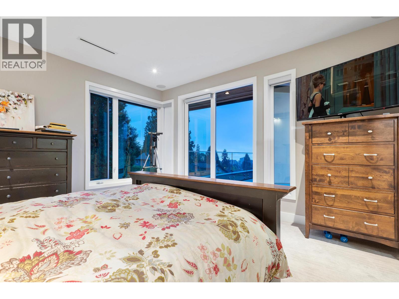 990 JEFFERSON AVENUE, West Vancouver