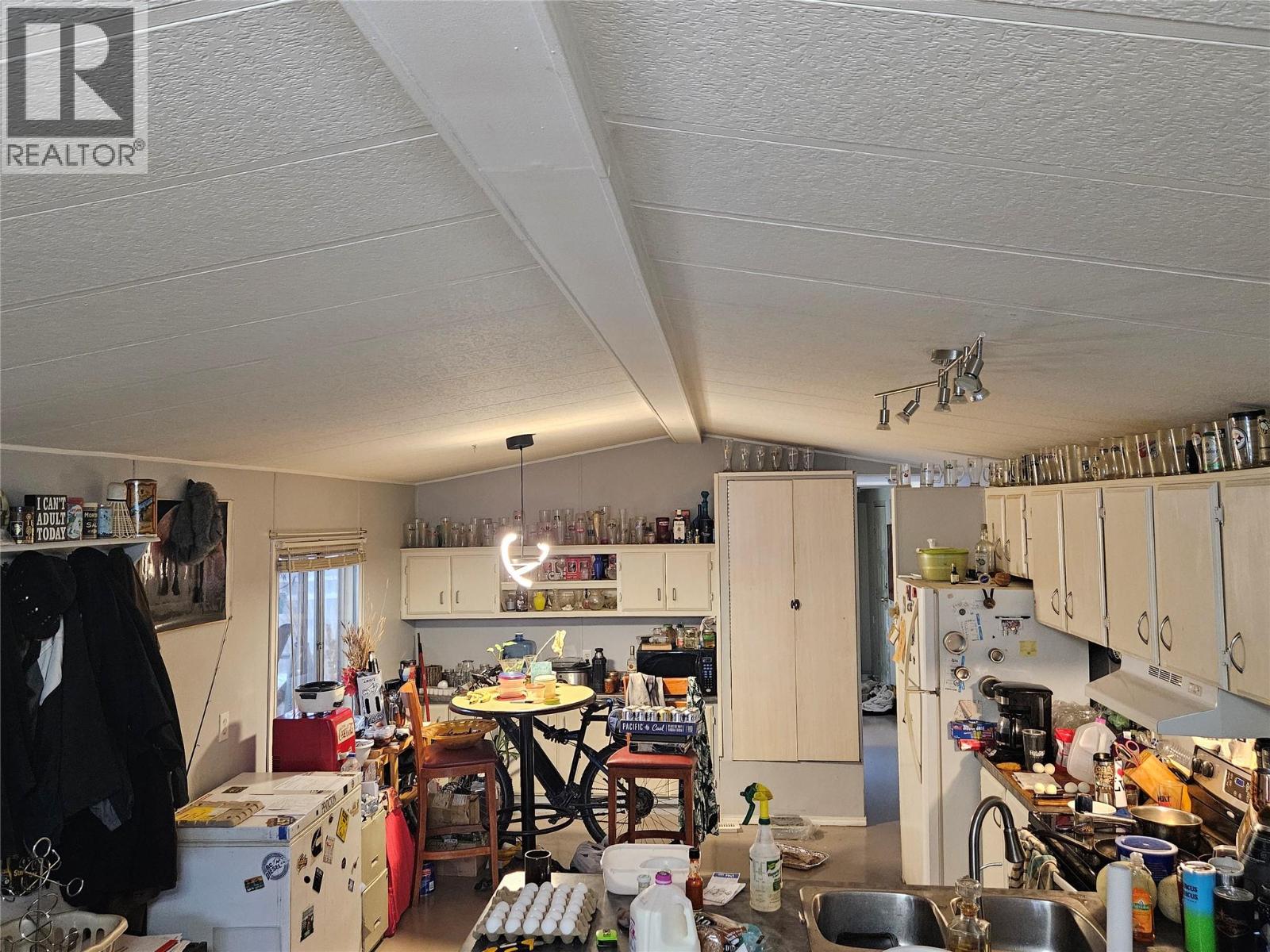 27 3999 Skaha Lake Road, Penticton