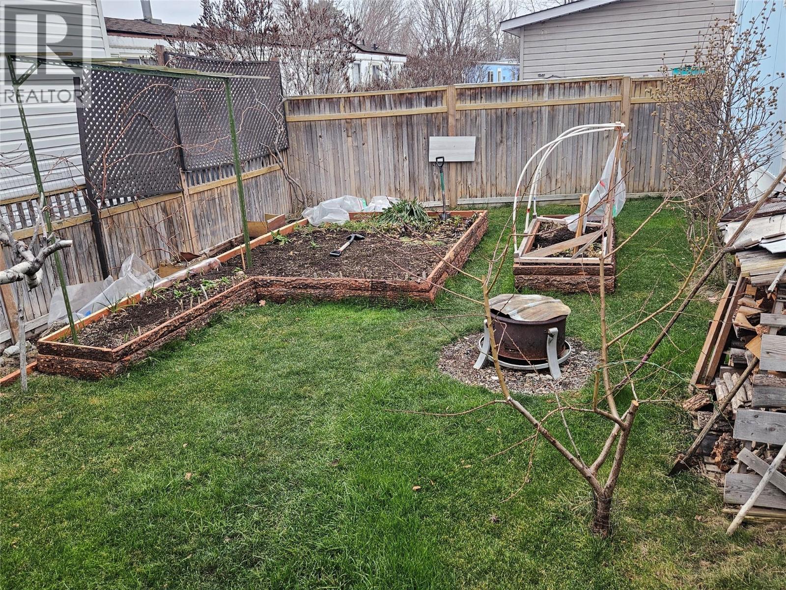 27 3999 Skaha Lake Road, Penticton