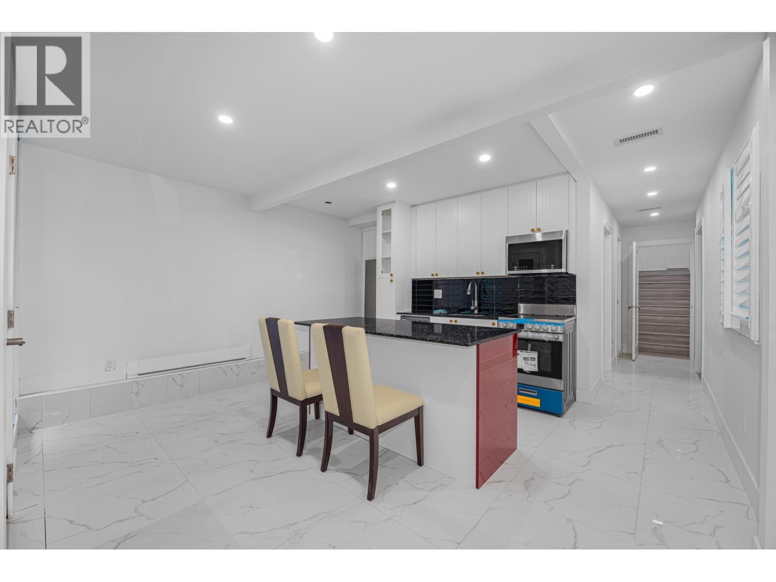 4621 CAULFEILD DRIVE, West Vancouver