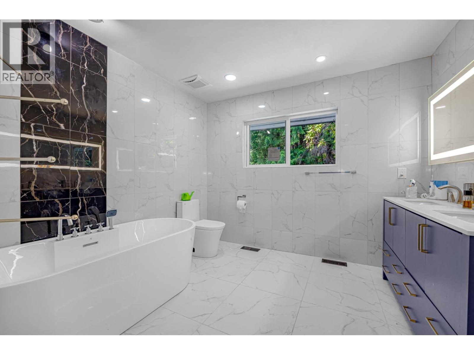 4621 CAULFEILD DRIVE, West Vancouver