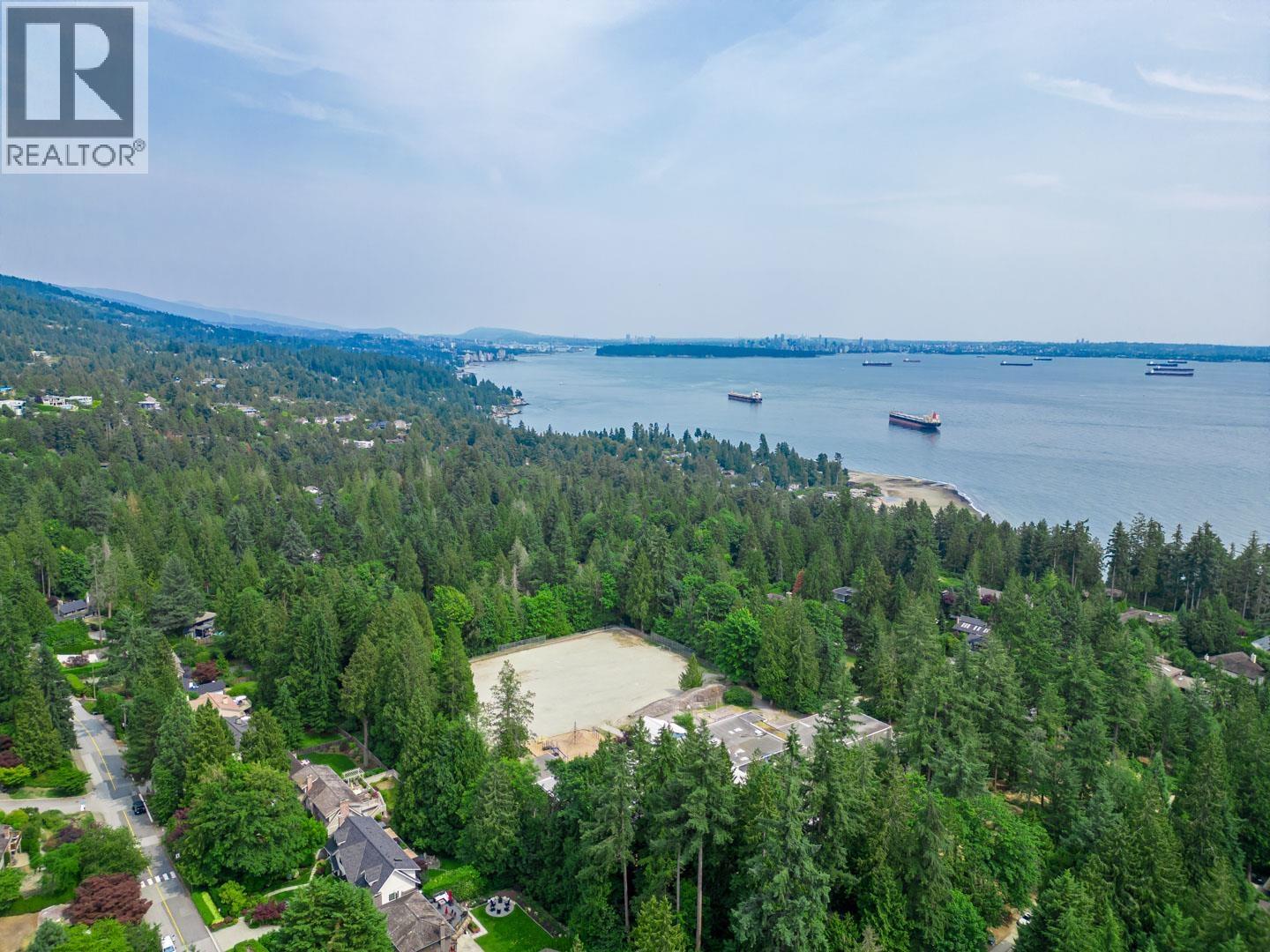 4621 CAULFEILD DRIVE, West Vancouver