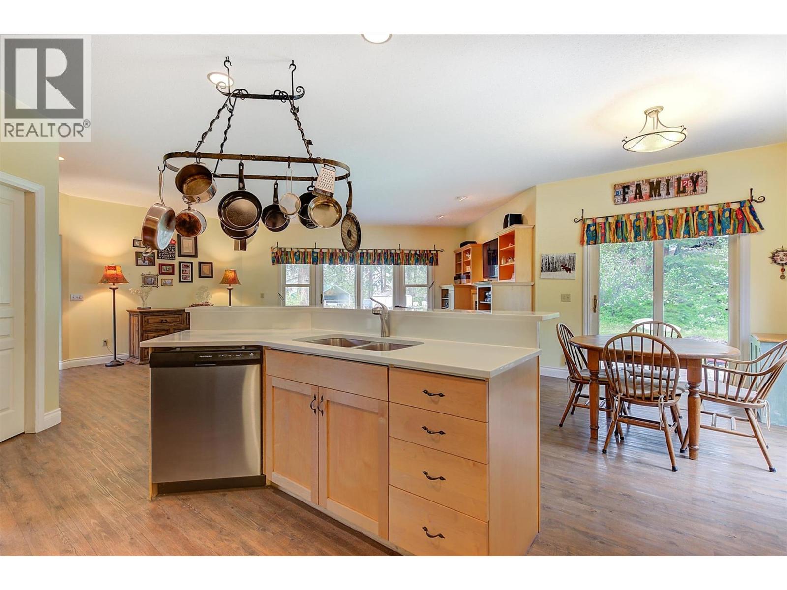  3605 Luxmoore Road, Kelowna