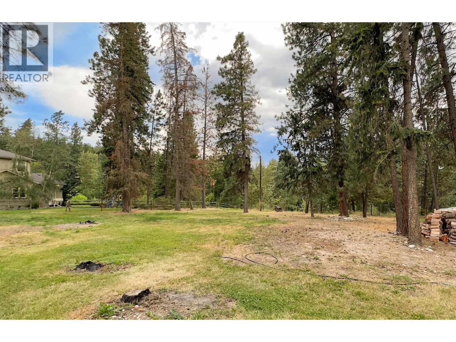  3605 Luxmoore Road, Kelowna