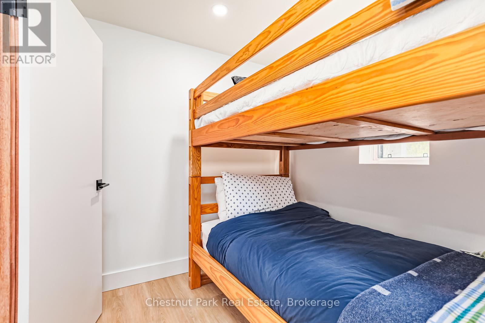 160 WENSLEY DRIVE - 18