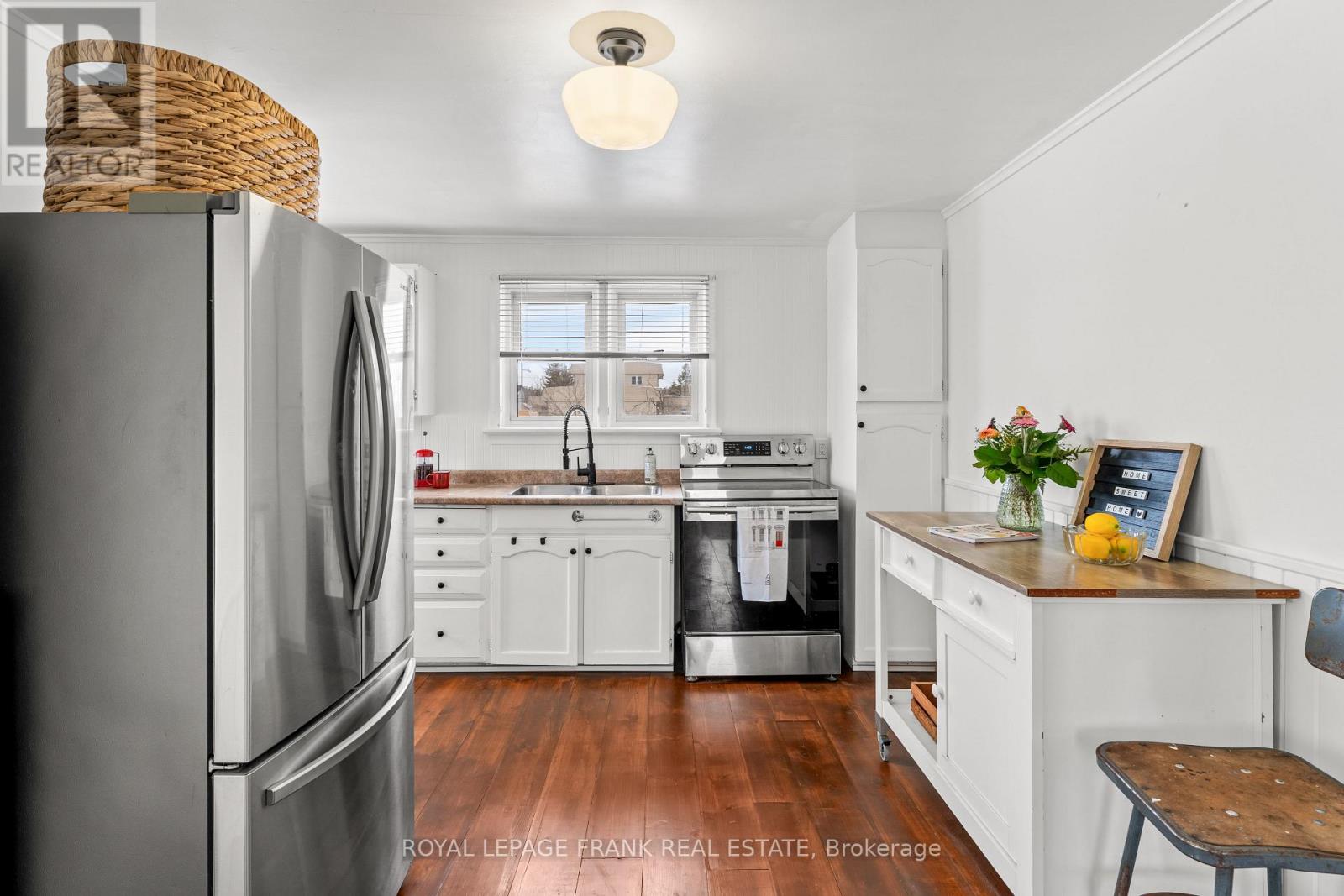 72 HELEN STREET - Photo 5 of 27, Kawartha Lakes (Bobcaygeon), Ontario