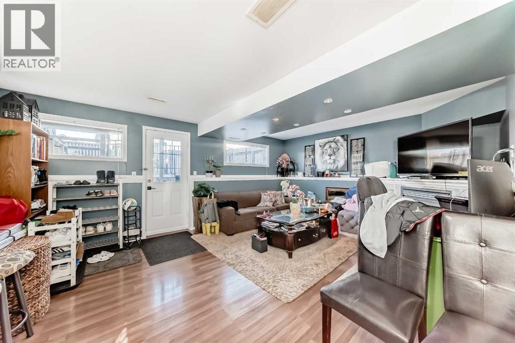 Single Family House Bi-level for Sale in  Taradale Drive NE Taradale Calgary 