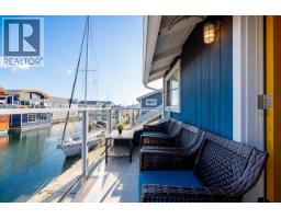 A 015 415 Esplanade Avenue, North Vancouver, BC V7M1A6 Photo 32