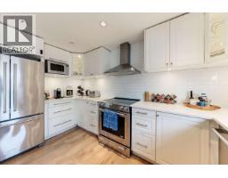 A 015 415 Esplanade Avenue, North Vancouver, BC V7M1A6 Photo 9