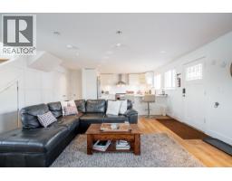 A 015 415 Esplanade Avenue, North Vancouver, BC V7M1A6 Photo 13
