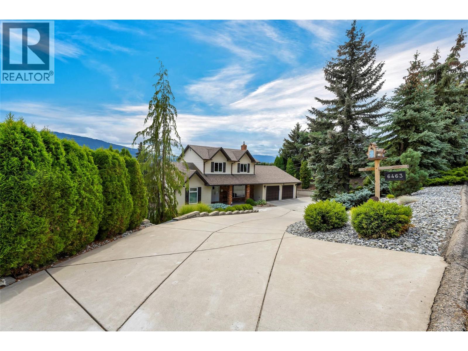 6463 Blue Jay Road, Vernon