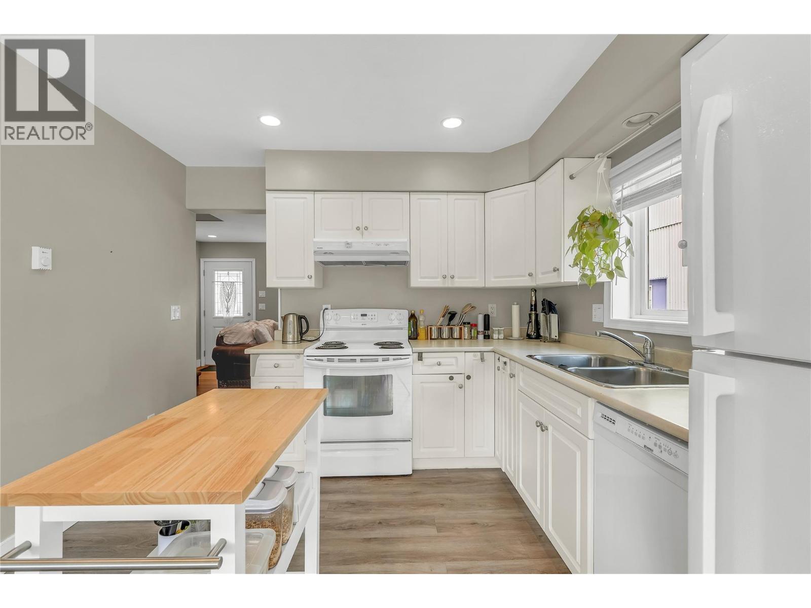 204 Angela Avenue, Princeton