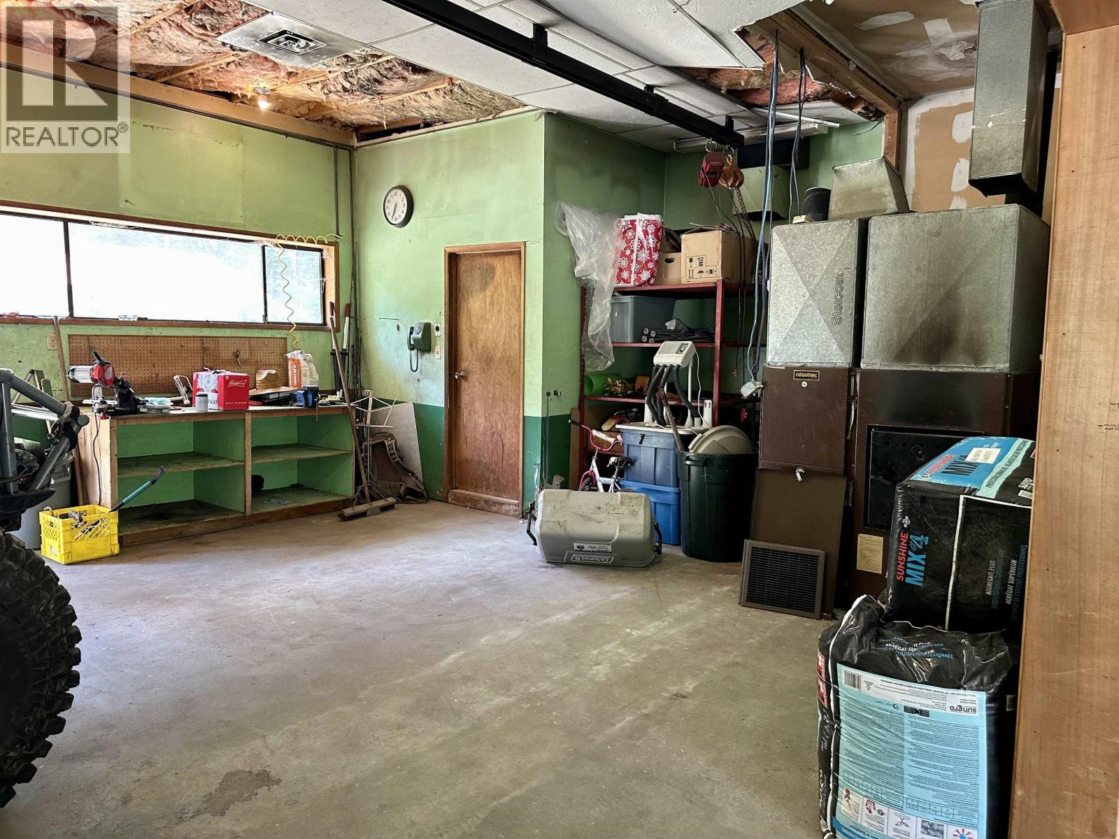 2498 S DOUGLAS DRIVE - 10