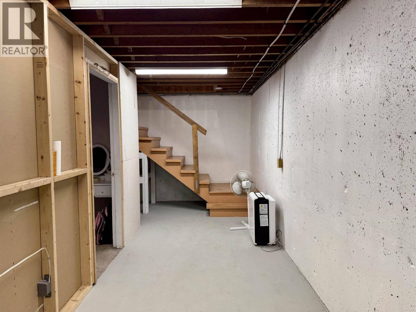 2498 S DOUGLAS DRIVE - 25