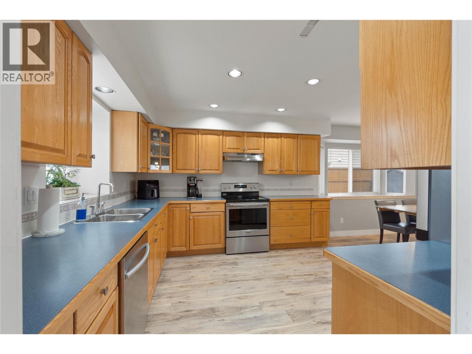 1098 North Glen Drive, Kamloops