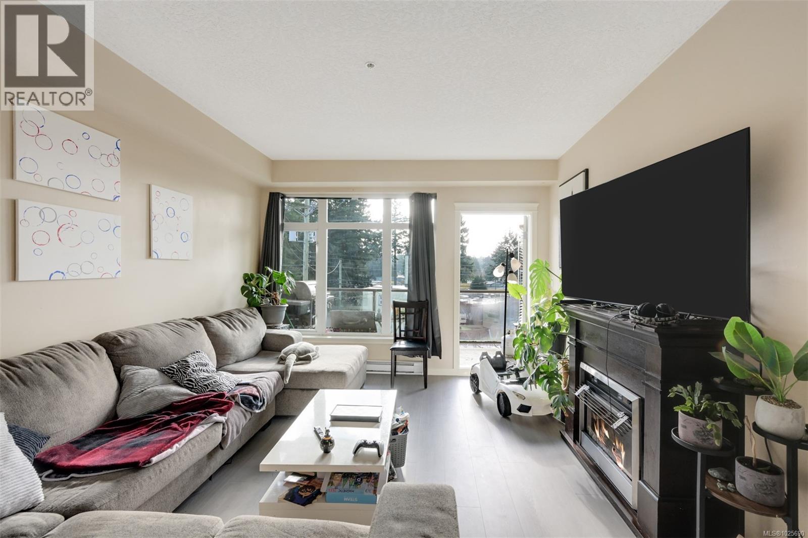 305 2220 Sooke Road, Colwood