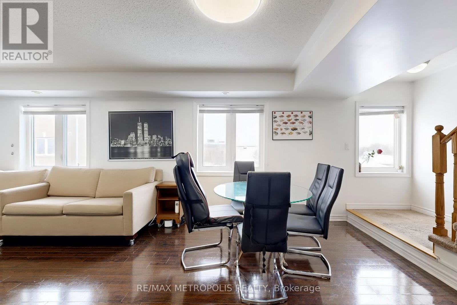 #207 1775 MARKHAM ROAD - 10