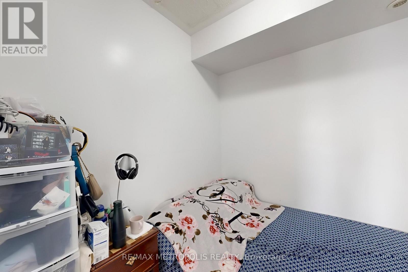 #207 1775 MARKHAM ROAD - 19