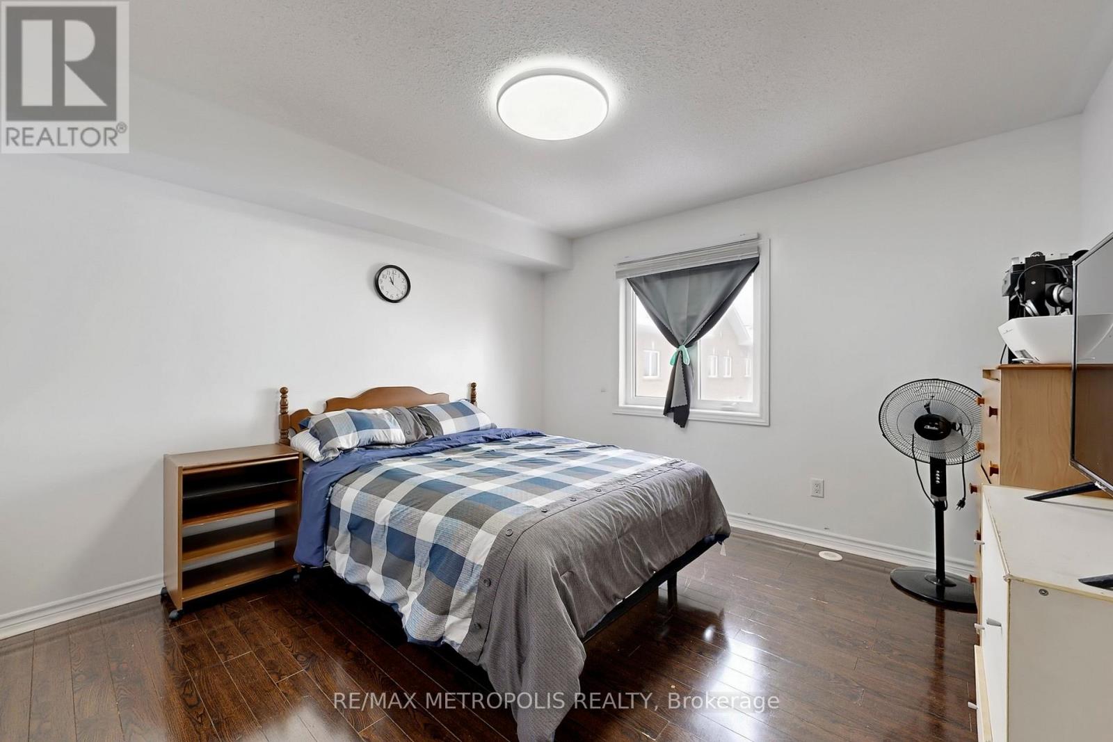 #207 1775 MARKHAM ROAD - 27