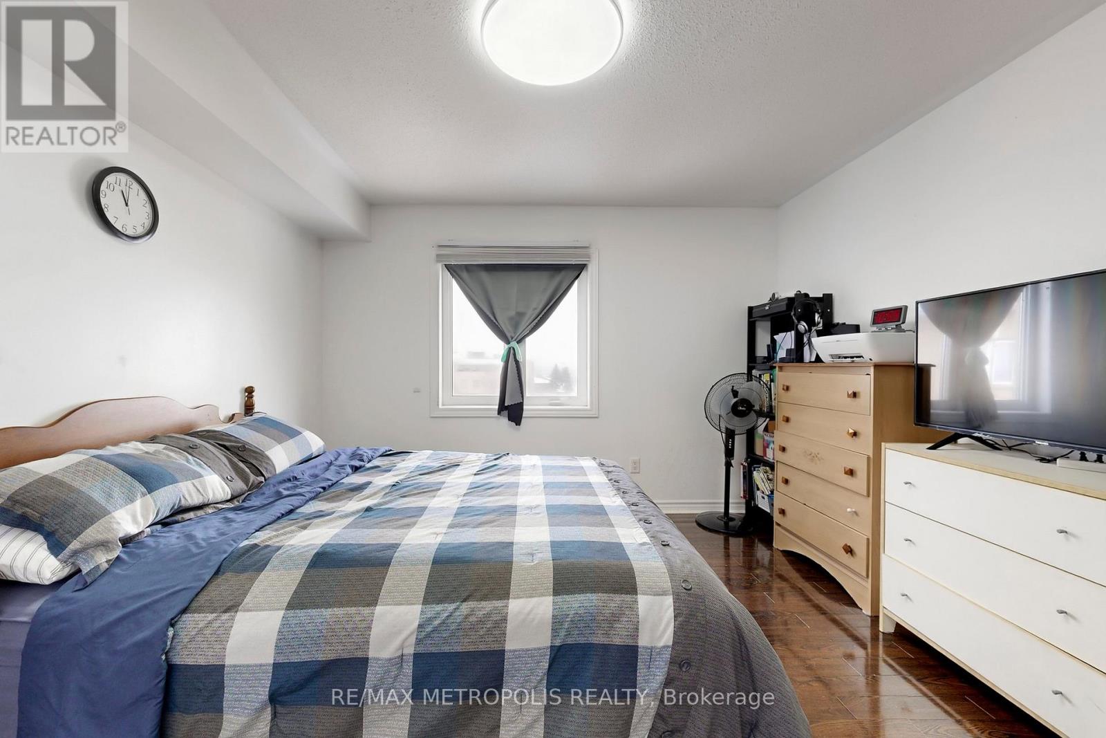 #207 1775 MARKHAM ROAD - 28