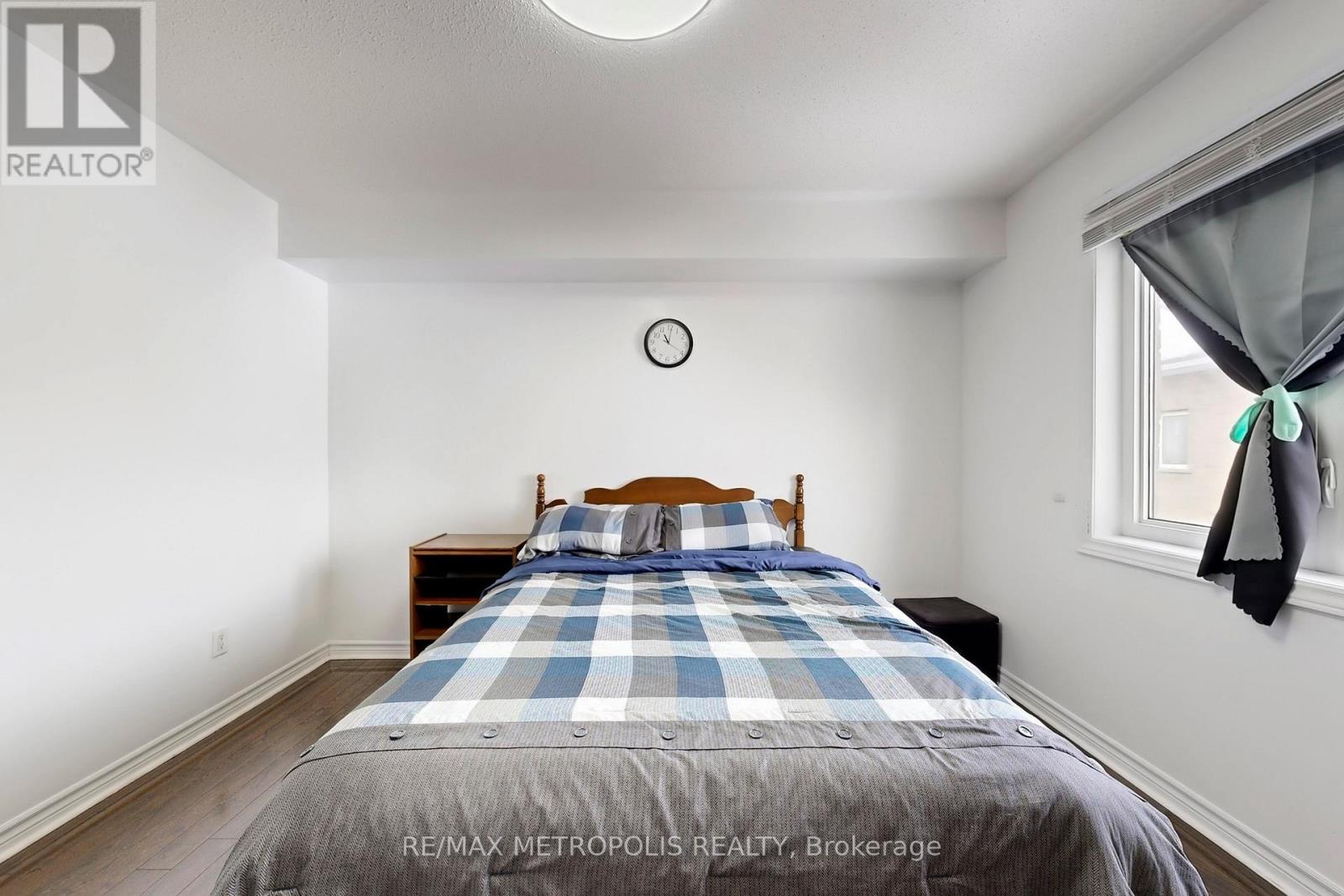 #207 1775 MARKHAM ROAD - 32