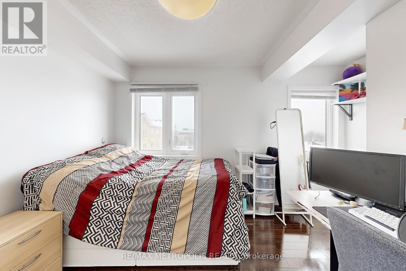 #207 1775 MARKHAM ROAD - 36