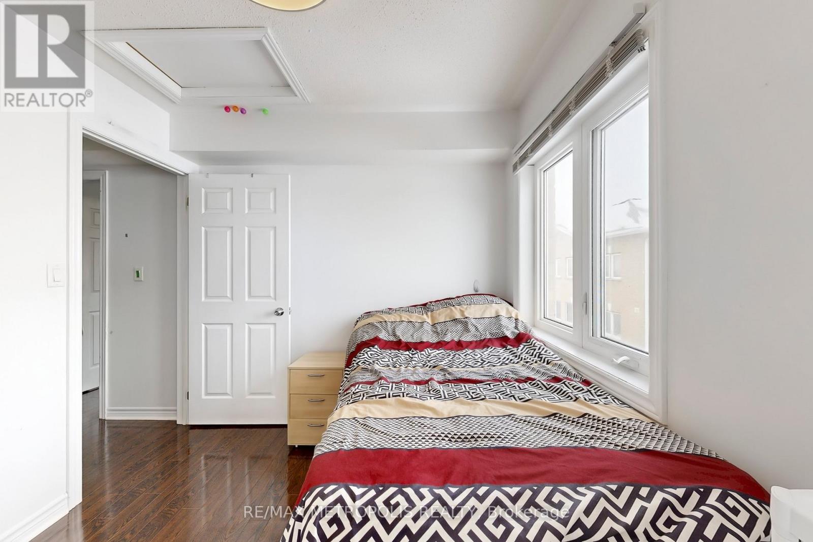 #207 1775 MARKHAM ROAD - 38