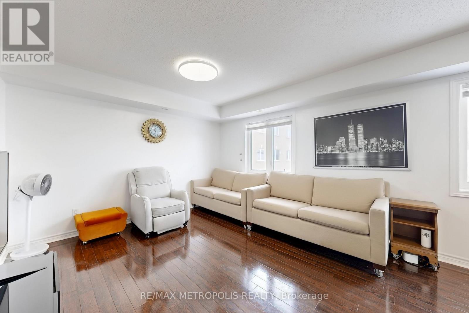 #207 1775 MARKHAM ROAD - 4
