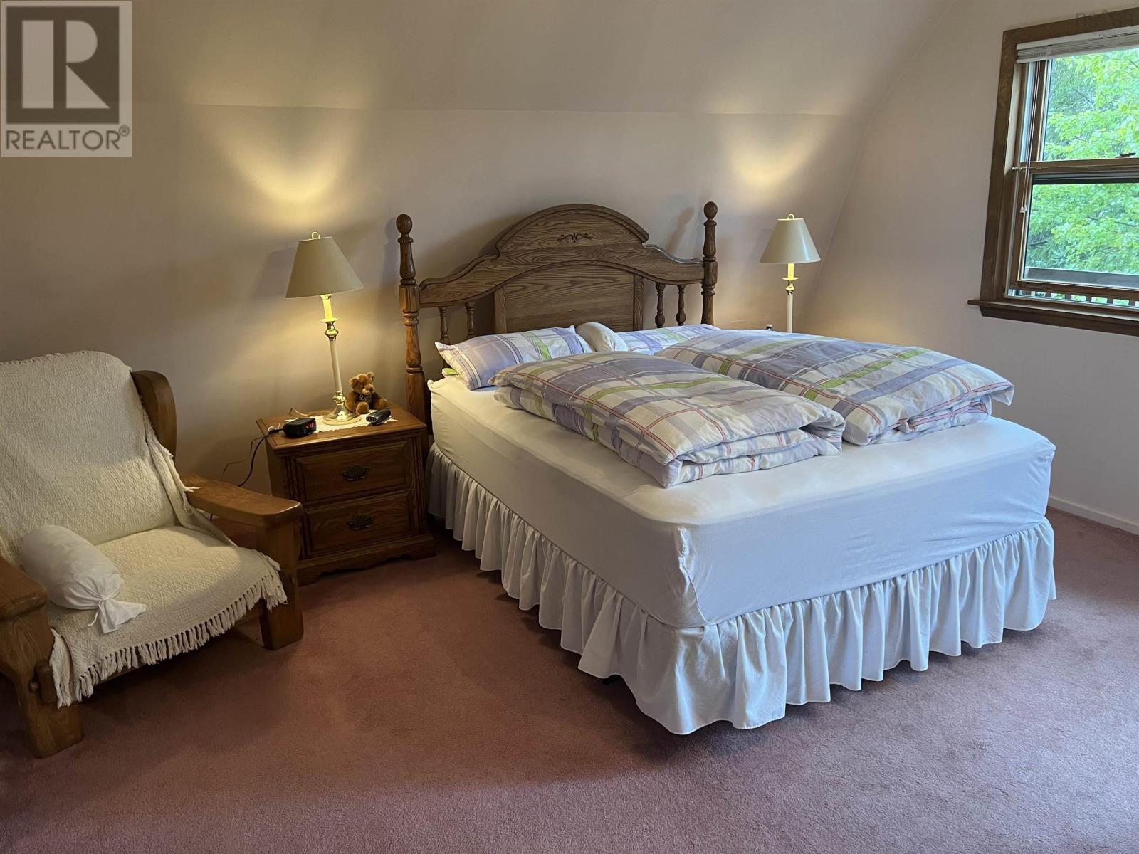 Property 21 of 44 of 97 MacIntosh Road, Port Shoreham