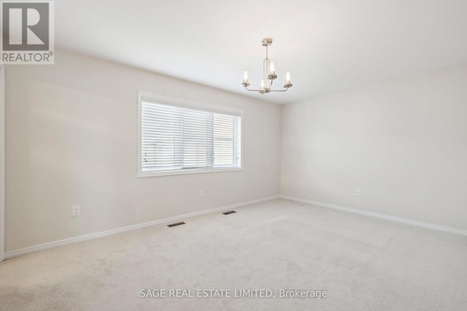 5 LEGACY LANE - 21