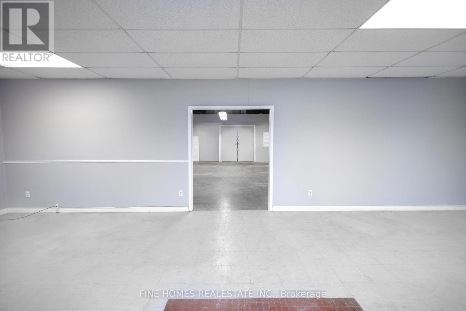 1057 PARKINSON ROAD - Photo 4 of 13, Woodstock (Woodstock - South), Ontario