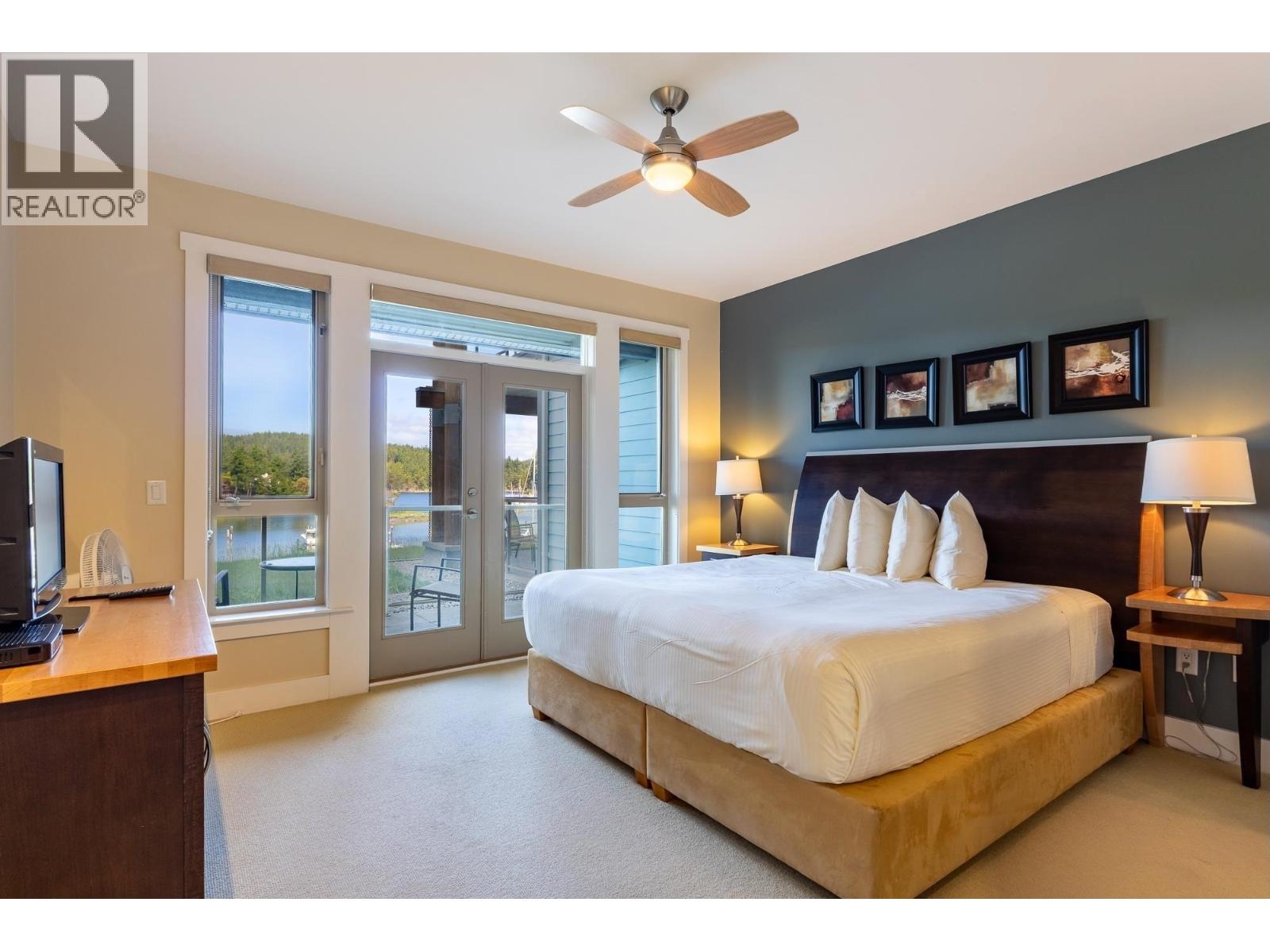 1D 12849 LAGOON ROAD, Madeira Park