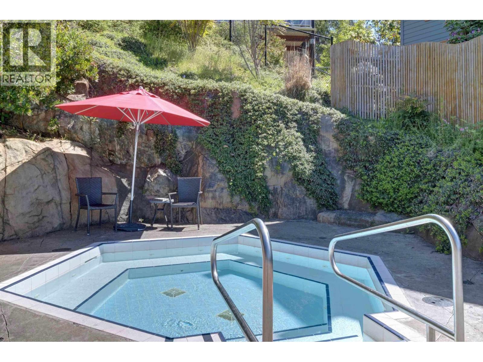 1D 12849 LAGOON ROAD, Madeira Park