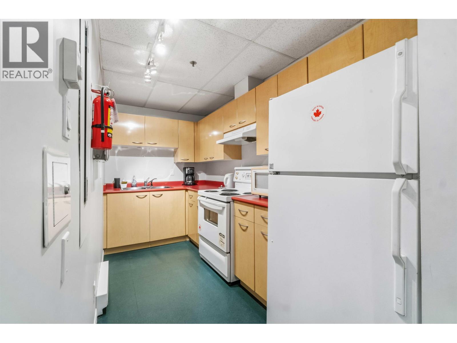 104 1423 BRUNETTE AVENUE, Coquitlam