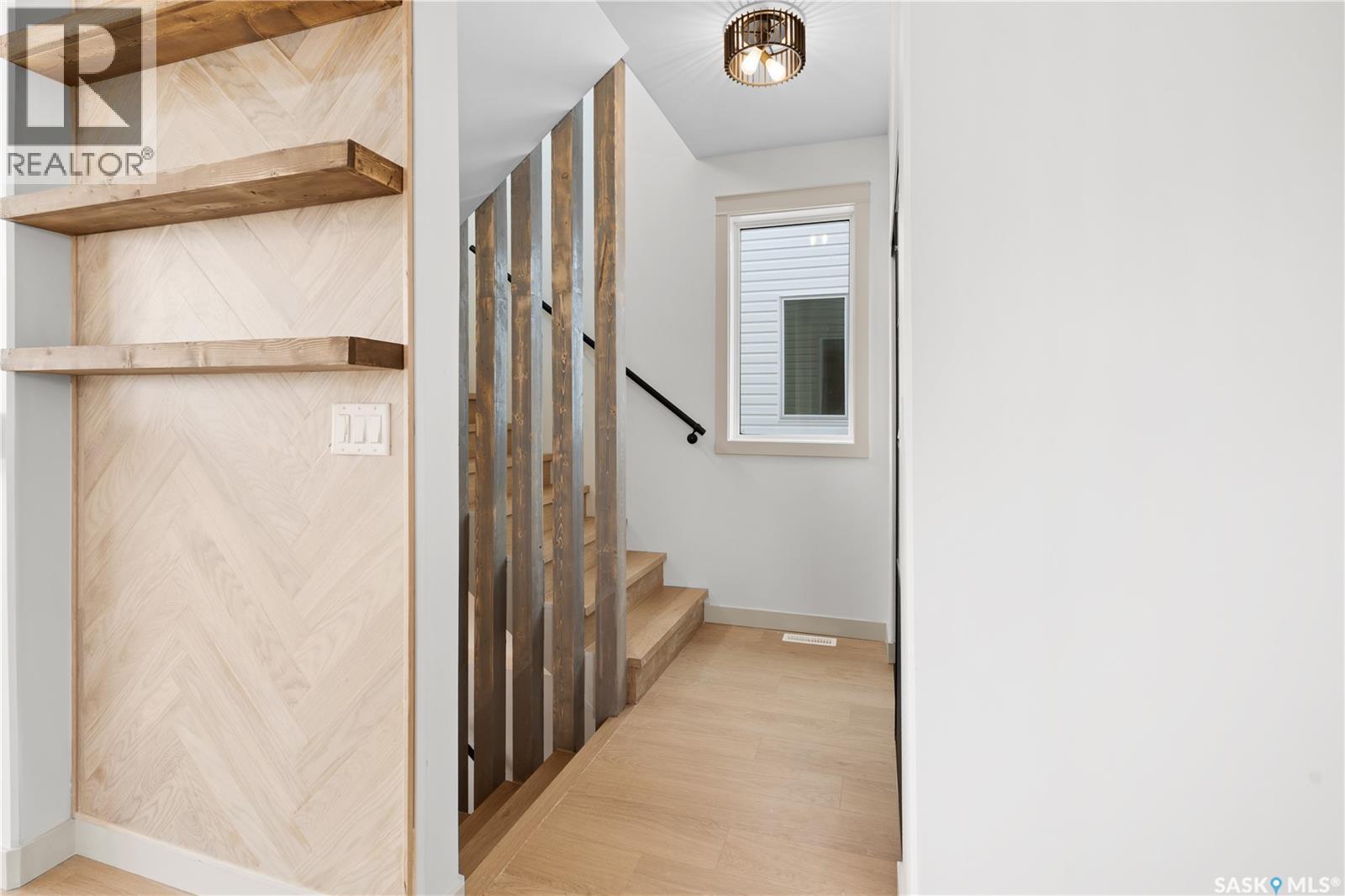 426 Empress STREET - Photo 4 of 49, Saskatoon, Saskatchewan